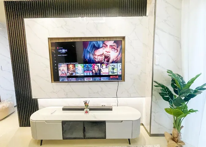Modern Luxury 5br Sunset View Beside Okada * Manila