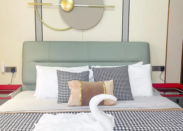 Apartment Modern Luxury 5br Sunset View Beside Okada Manila