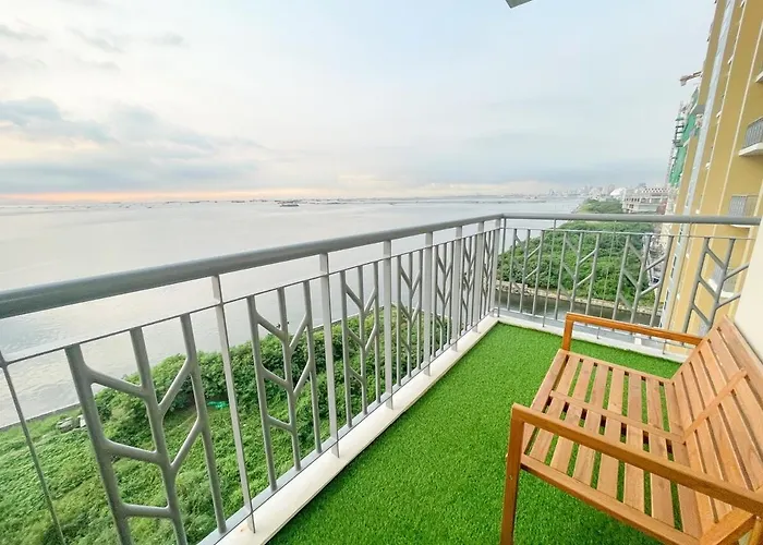 Modern Luxury 5br Sunset View Beside Okada * Manila