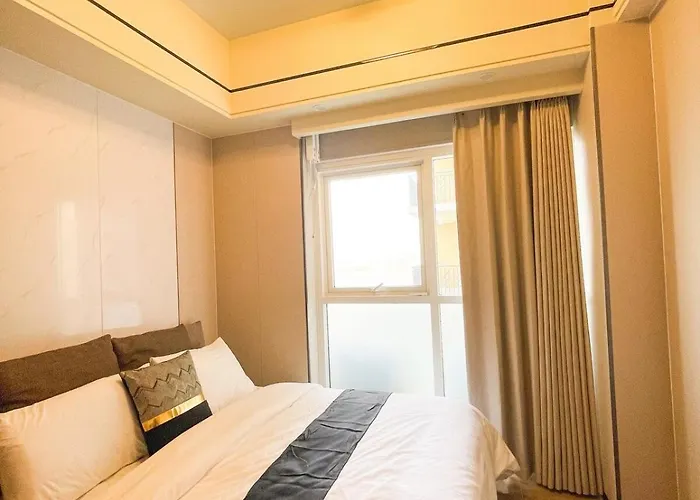 Modern Luxury 5br Sunset View Beside Okada Apartment Manila
